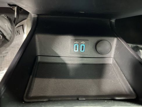 Used 2020 Ford Fusion S image 32