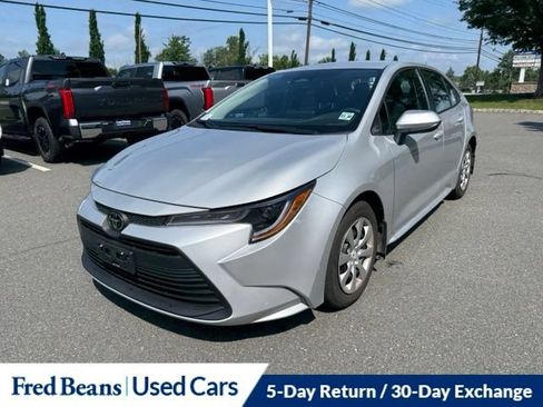 Used 2026 Toyota Corolla LE FWD image 24