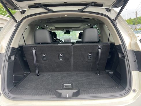 Used 2023 Honda Pilot Touring image 37