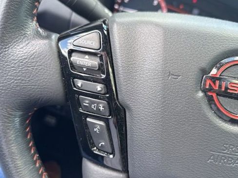 Used 2023 Nissan Frontier PRO-4X w/ Pro-4X Premium Package AWD/4WD image 24