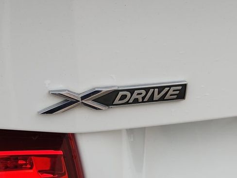 Used 2015 BMW 328i xDrive Sedan AWD/4WD image 13