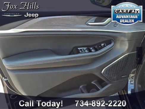 Certified 2023 Jeep Grand Cherokee Overland image 14