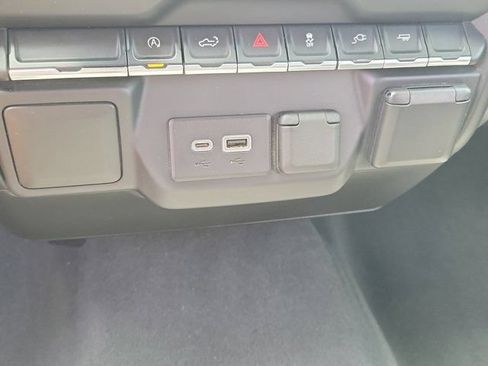 Used 2021 Chevrolet Silverado 1500 Custom RWD image 26