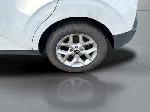 Used 2021 Kia Soul S FWD image 11