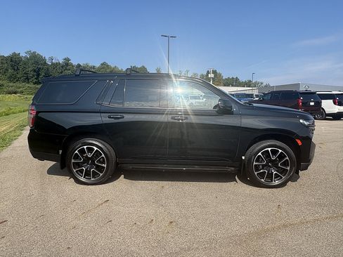 Used 2022 Chevrolet Tahoe RST w/ Luxury Package AWD/4WD image 6