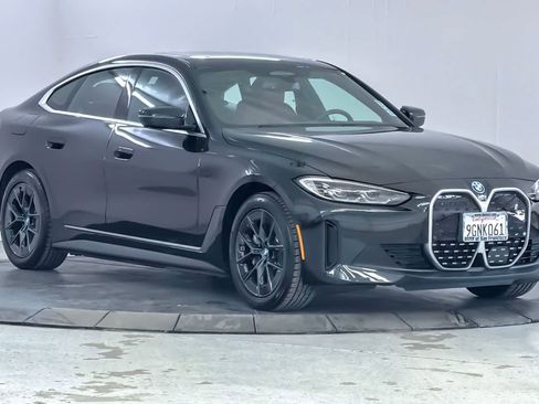 Used 2023 BMW i4 eDrive35 RWD image 9