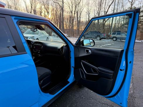 Used 2023 Kia Soul S image 39