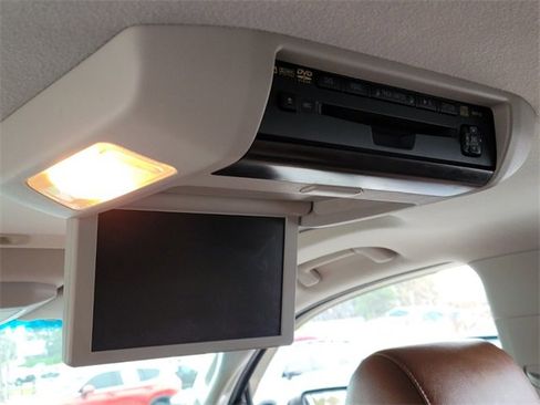 Used 2012 Toyota Sequoia Platinum image 15