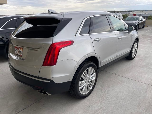 Used 2019 Cadillac XT5 Premium Luxury AWD/4WD image 3