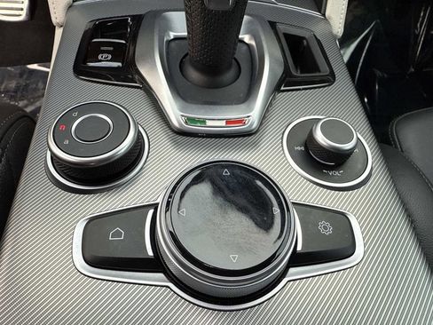 Used 2020 Alfa Romeo Stelvio Ti Sport w/ Quick Order Package 22S Sport image 36
