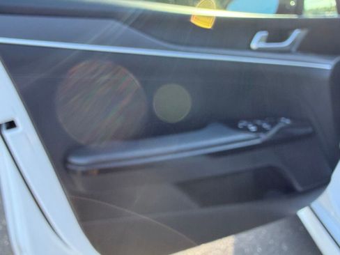 Used 2024 Kia K5 GT-Line image 8