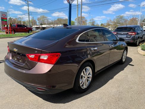 Used 2016 Chevrolet Malibu LT image 7