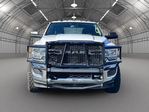 Used 2020 RAM 2500 Tradesman w/ Chrome Appearance Group AWD/4WD image 5