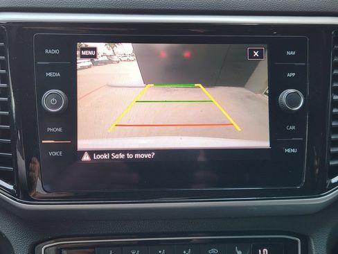 Used 2020 Volkswagen Atlas Cross Sport SEL R-Line AWD/4WD image 17