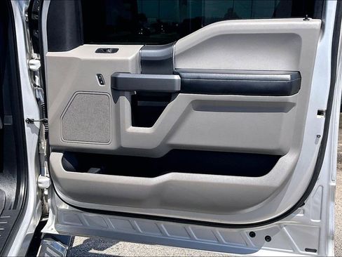 Used 2016 Ford F150 XLT w/ Equipment Group 302A Luxury RWD image 29
