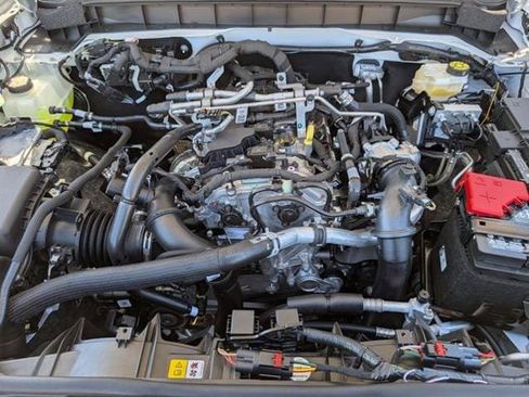 New 2025 Ford Bronco Big Bend image 28