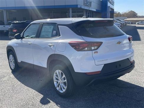 New 2026 Chevrolet TrailBlazer LS image 5