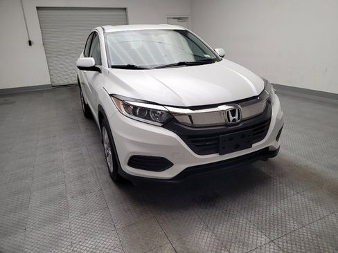 Used 2022 Honda HR-V LX image 14