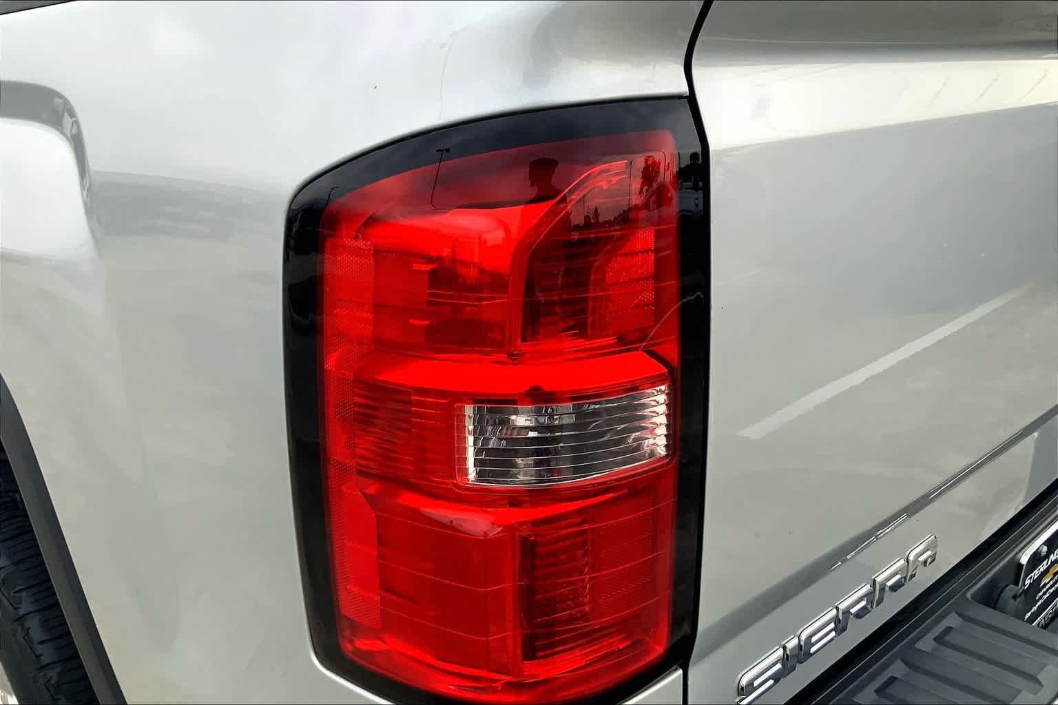 Used 2015 GMC Sierra 1500 SLE w/ Texas SLE Value Package RWD image 24