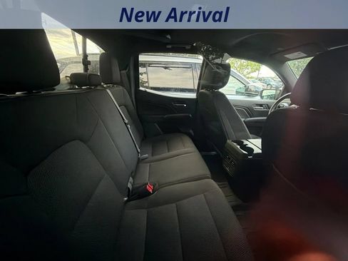 Used 2023 Chevrolet Colorado LT w/ LT Convenience Package II AWD/4WD image 6