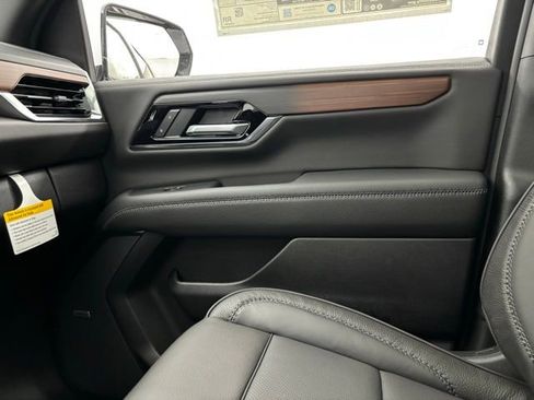 New 2026 GMC Yukon XL Denali w/ Sun & Power Step Package image 44