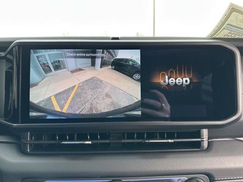 New 2025 Jeep Wrangler Sahara image 38