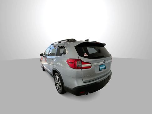 Used 2022 Subaru Ascent Limited AWD/4WD image 6