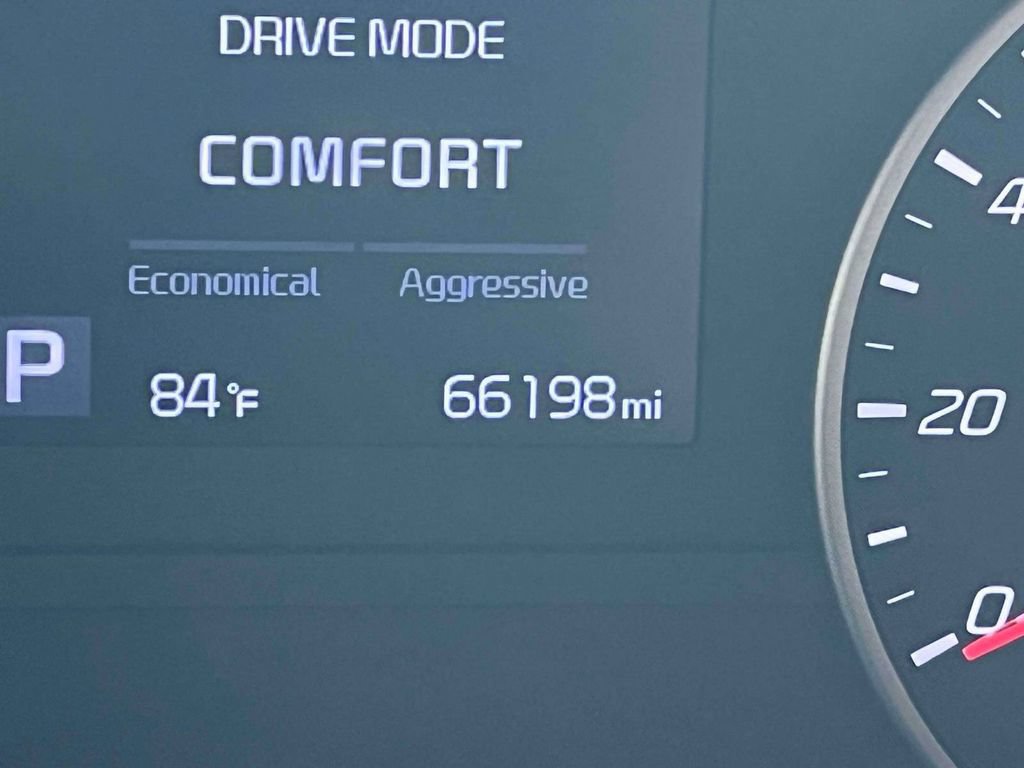 Used 2020 Kia Stinger GT-Line AWD/4WD image 24