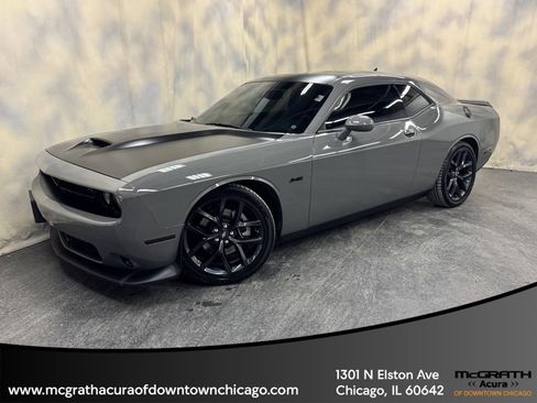 Used 2023 Dodge Challenger R/T w/ Plus Package image 1