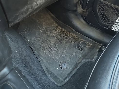 Used 2021 Jeep Wrangler Unlimited Rubicon 4xe w/ Cold Weather Group image 5