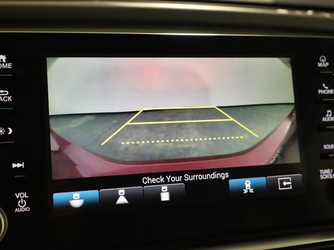 Used 2018 Honda Accord Touring image 37