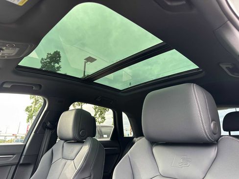 New 2025 Audi Q3 2.0T Premium image 22