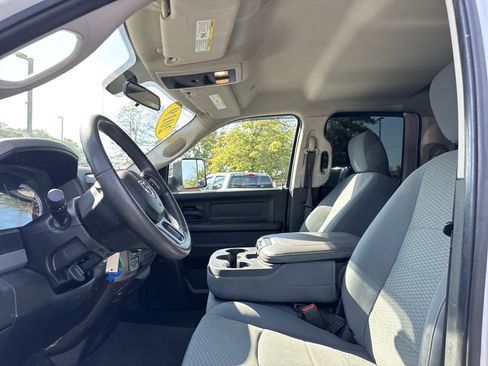 Used 2019 RAM 1500 Express image 12