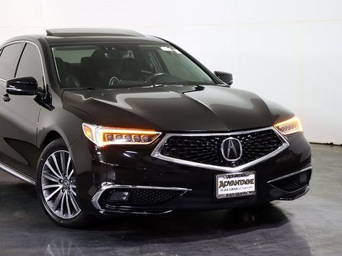 Used 2018 Acura TLX V6 SH-AWD w/ Advance Package image 6