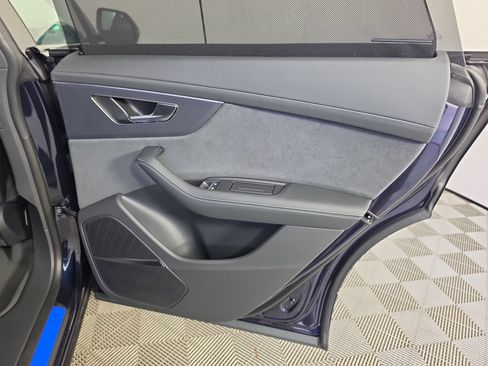 New 2026 Audi SQ8 Prestige AWD/4WD image 39