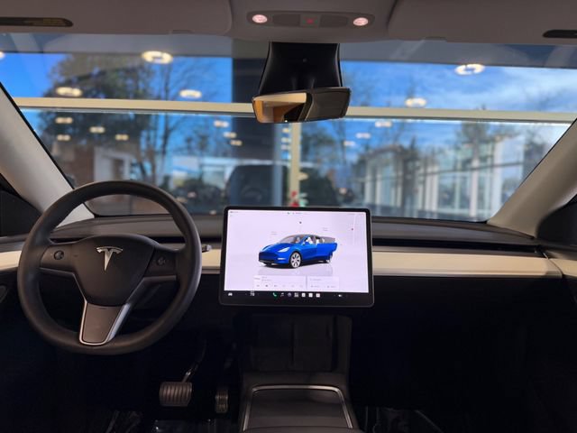 Used 2023 Tesla Model Y Long Range AWD/4WD image 39