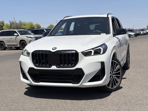 Used 2023 BMW X1 xDrive28i w/ Premium Package AWD/4WD image 3