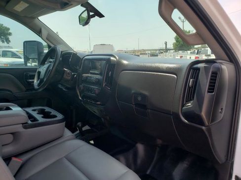 Used 2015 Chevrolet Silverado 2500 W/T w/ WT Convenience Package AWD/4WD image 10