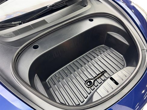 Used 2023 Tesla Model 3 Performance image 74