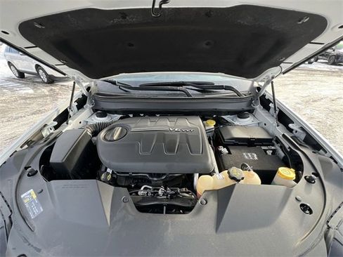 Used 2022 Jeep Cherokee Limited image 13