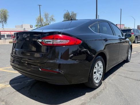 Used 2019 Ford Fusion S FWD image 3