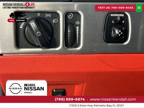 Used 2002 Ford Thunderbird image 21