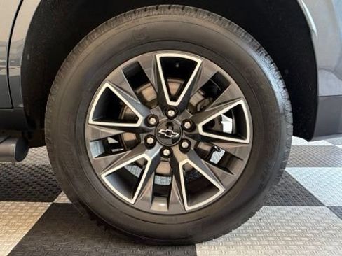 Used 2021 Chevrolet Tahoe Z71 w/ Max Trailering Package AWD/4WD image 12