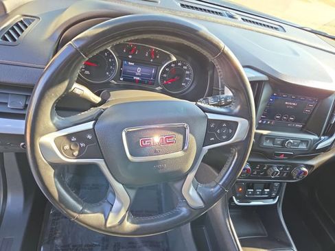 Used 2020 GMC Terrain SLE w/ Driver Convenience Package image 17
