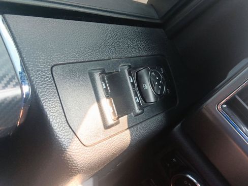 Used 2018 Ford F150 XLT w/ Equipment Group 302A Luxury AWD/4WD image 21
