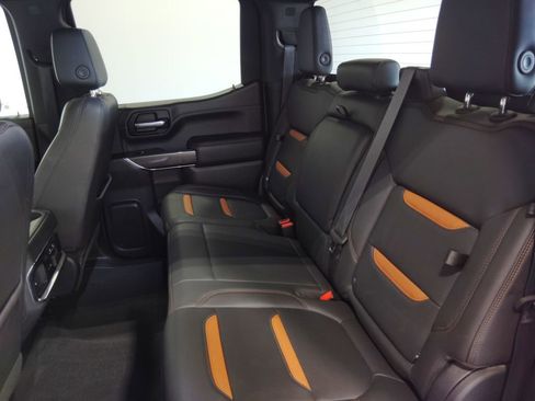 Used 2021 GMC Sierra 1500 AT4 image 39