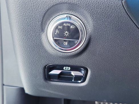 New 2026 Mercedes-Benz C 43 AMG 4MATIC Sedan image 26