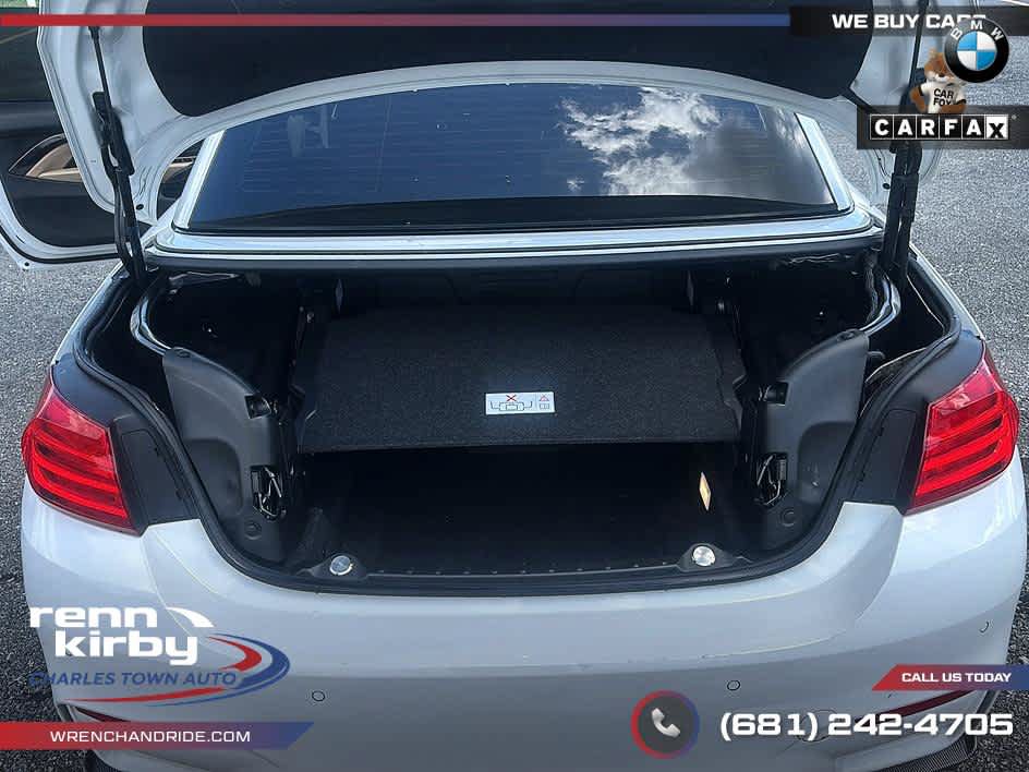 Used 2016 BMW M4 Convertible RWD image 11