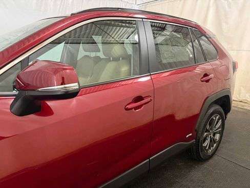 Certified 2024 Toyota RAV4 XLE Premium image 7