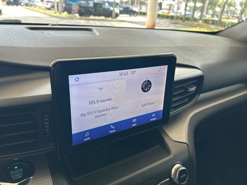 Used 2020 Ford Explorer XLT image 7